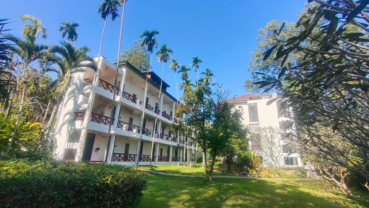 The Imperial Chiang Mai Resort & Sports Club Bagian luar foto