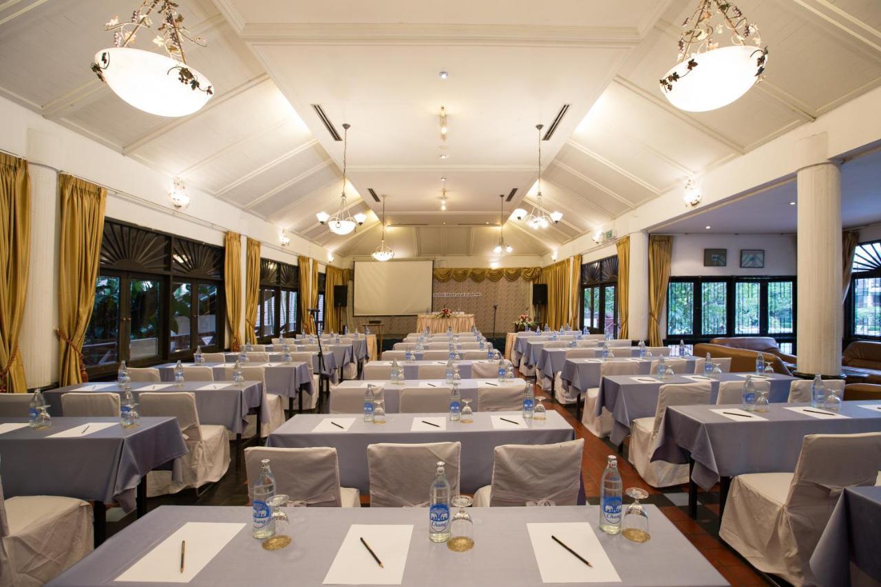 The Imperial Chiang Mai Resort & Sports Club Bagian luar foto